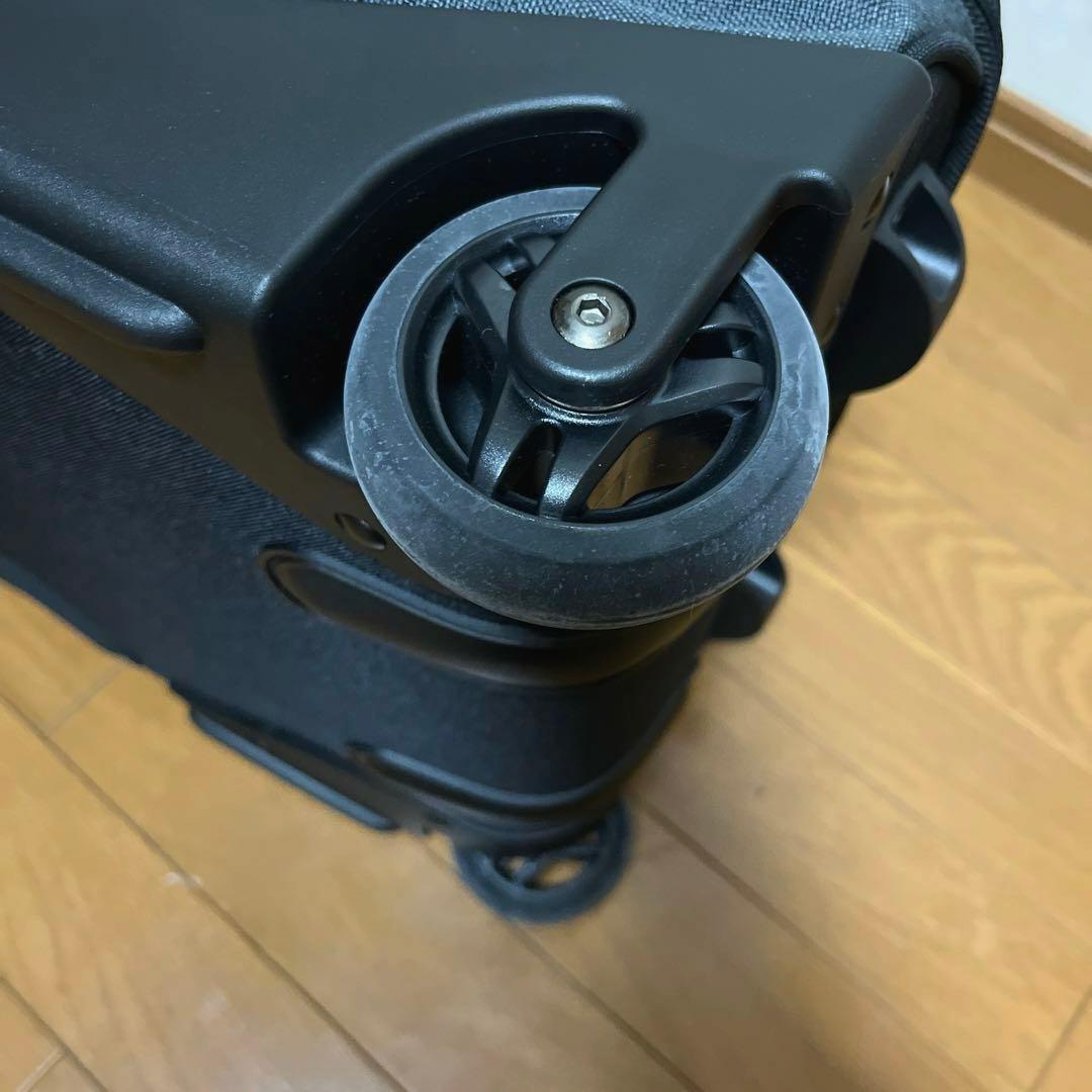 キャリーバッグ　DAKINE 未使用に近い