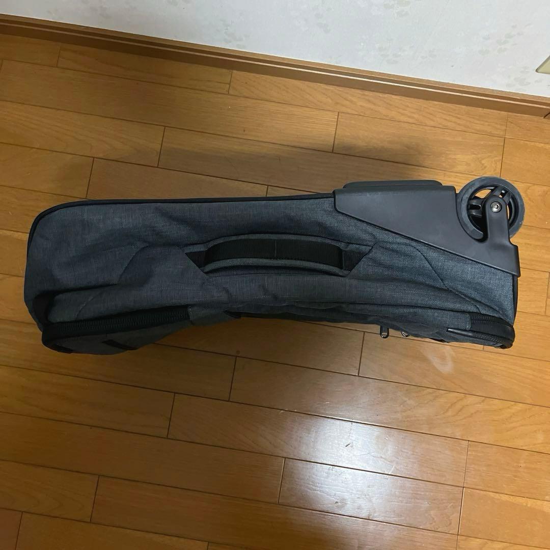 キャリーバッグ　DAKINE 未使用に近い
