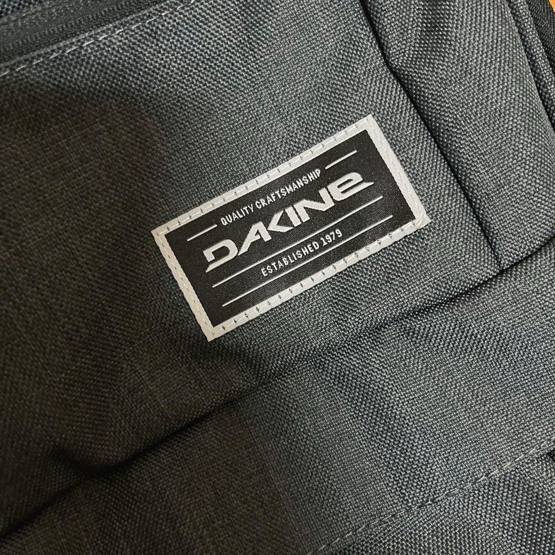 キャリーバッグ　DAKINE 未使用に近い