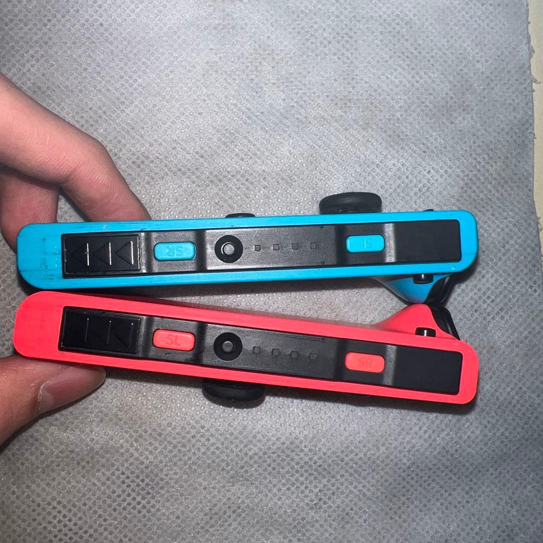 Nintendo Switch 本体 赤/青 Joy-Con 付属品付き