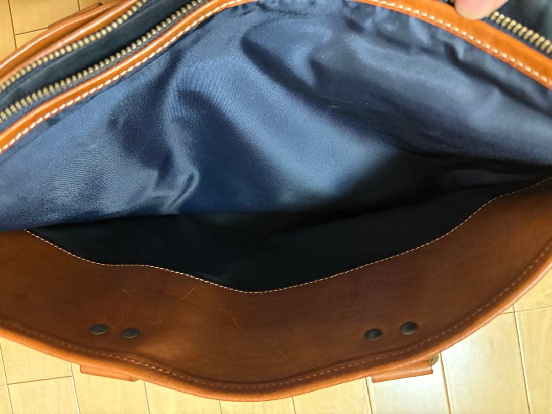 フェリージ　ビジネスバッグ