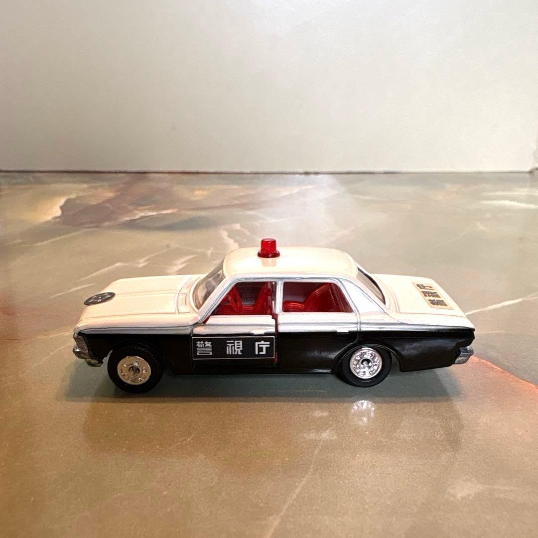トミカNO.4 トヨタクラウンパトロールカー 黒箱 日本製 1Dホイール