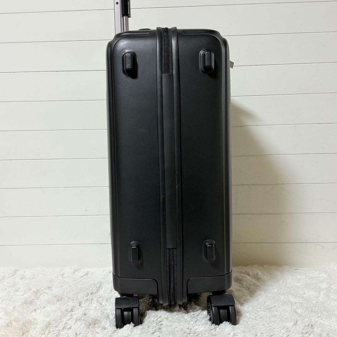 ⭐️新品未使用⭐️　ゼロハリバートン　EDGE LIGHTWEIGHT　スーツケース