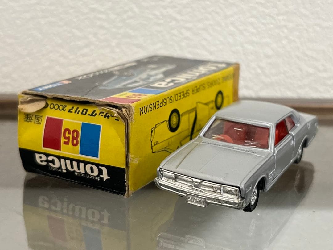 トミカ 日本製 黒箱 85-1 ニッサン グロリア 2000GX 試作品