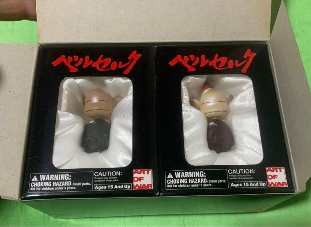 ベルセルク ベヘリット&パック 限定版2体セット サンタコス パック&覇王の卵