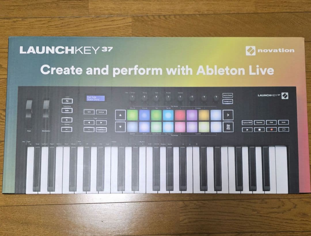 Novation Launchkey 37 MIDIキーボード