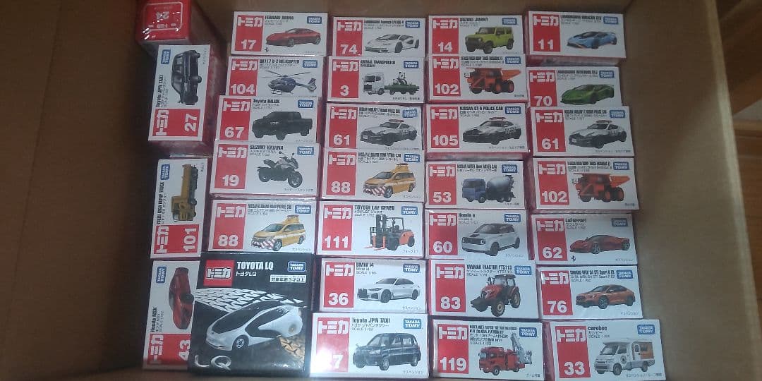 トミカ　新品88台