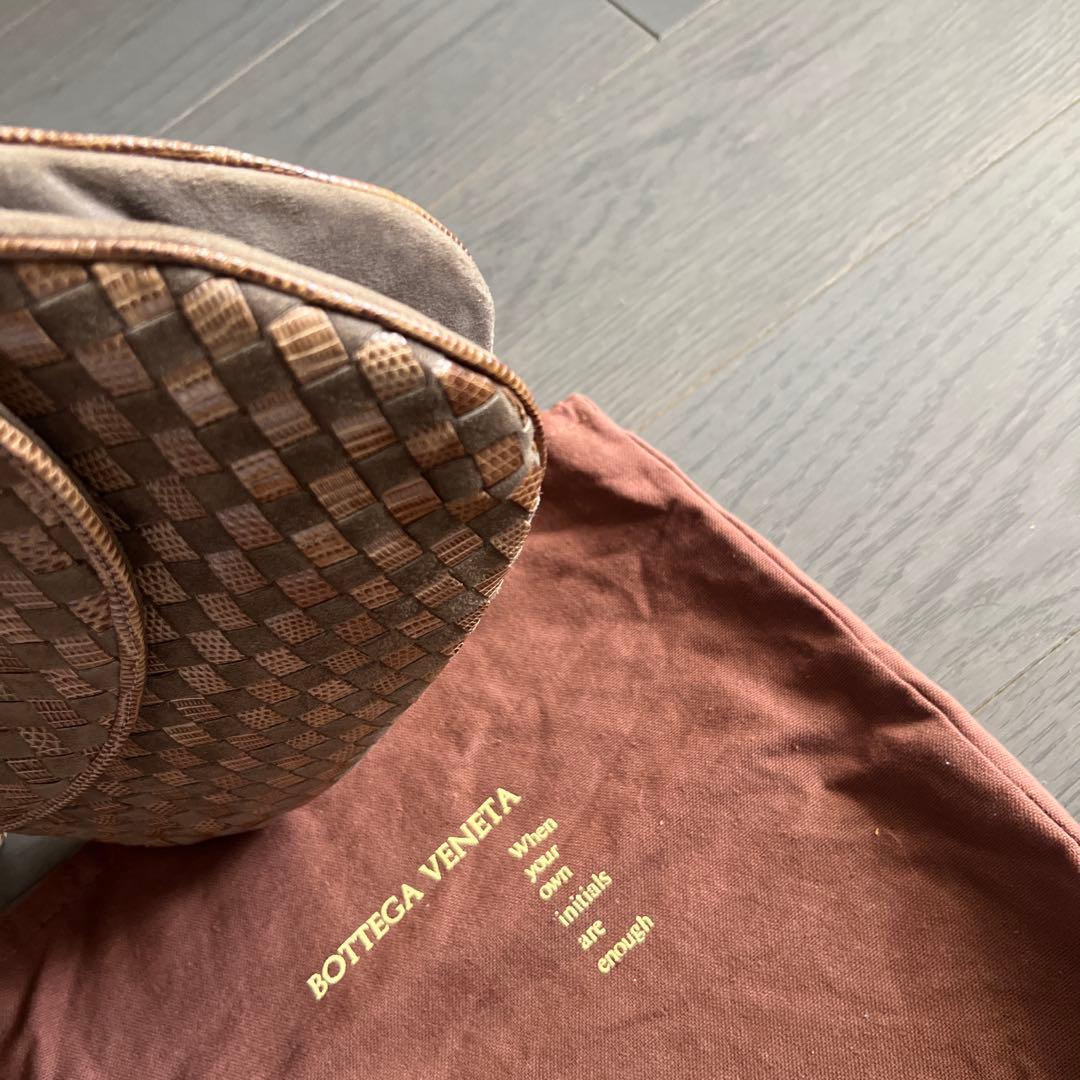 BOTTEGA VENETAショルダーバック　ブラウン