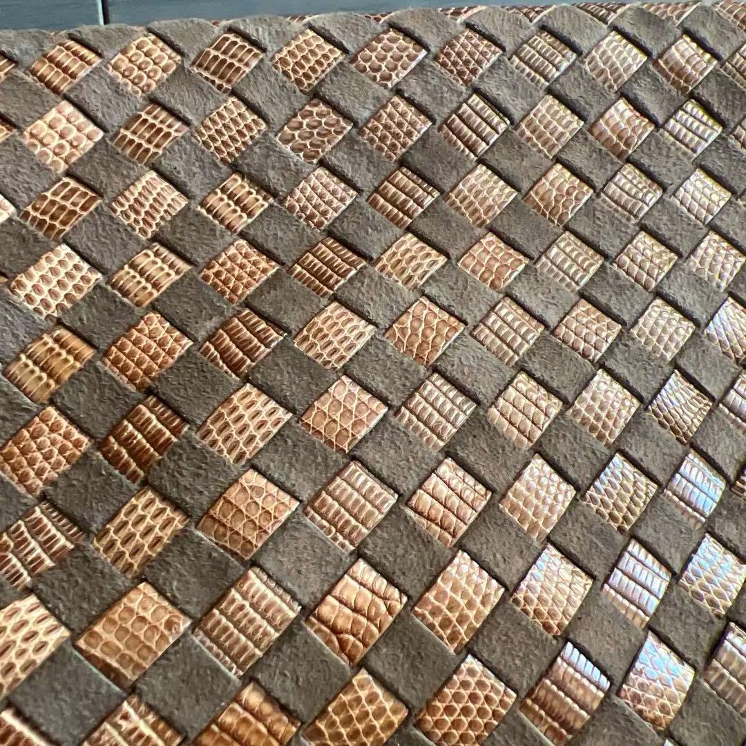 BOTTEGA VENETAショルダーバック　ブラウン