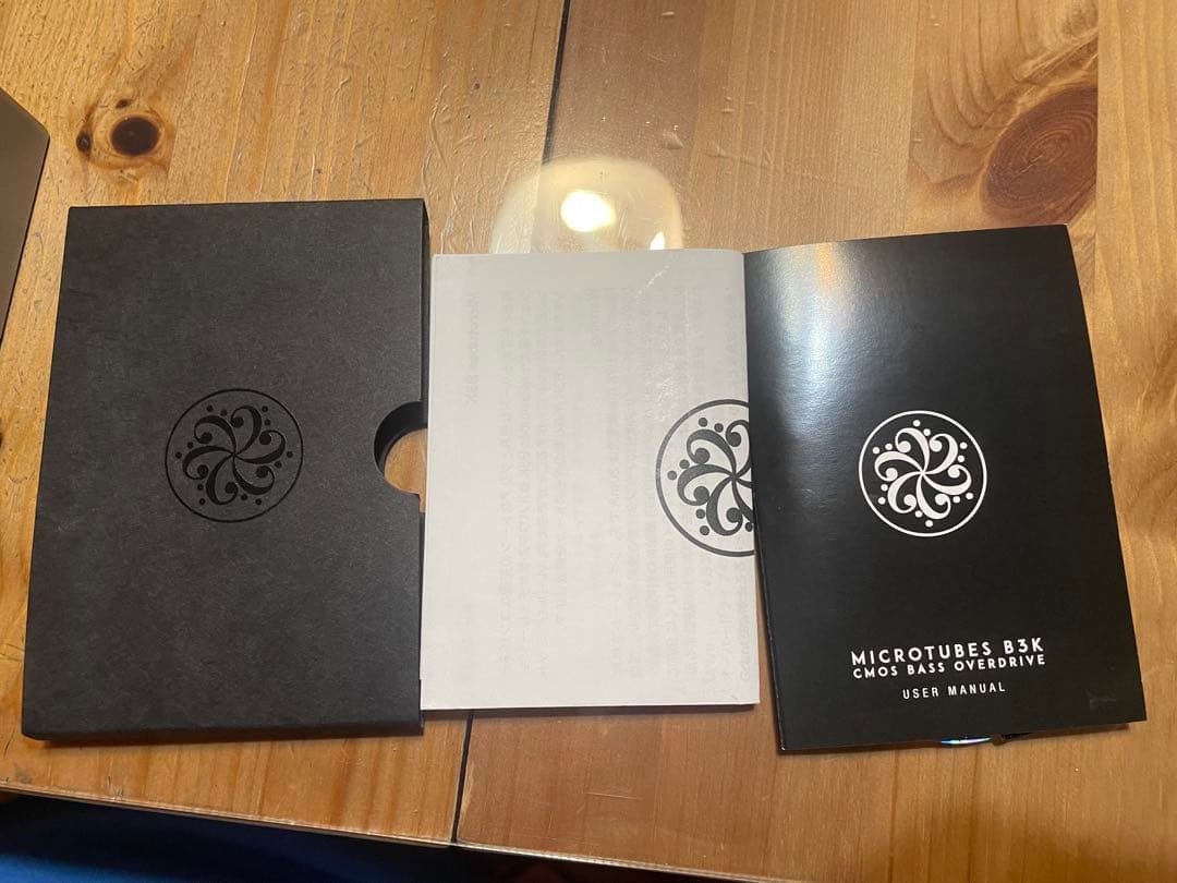 DARKGLASS MICROTUBES B3K ベースエフェクター