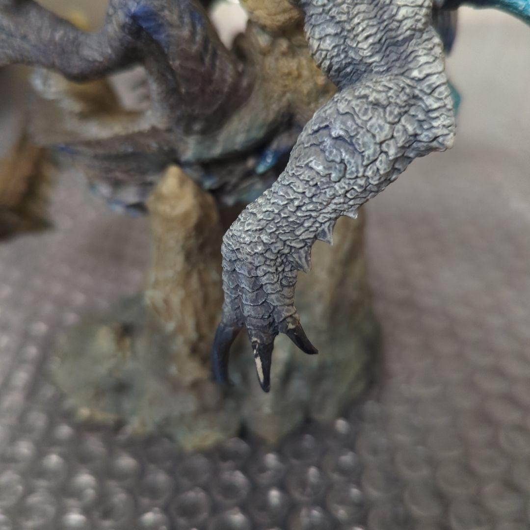 【希少】白海竜 ラギアクルス 亜種　クリエイターズモデル モンハン フィギュア