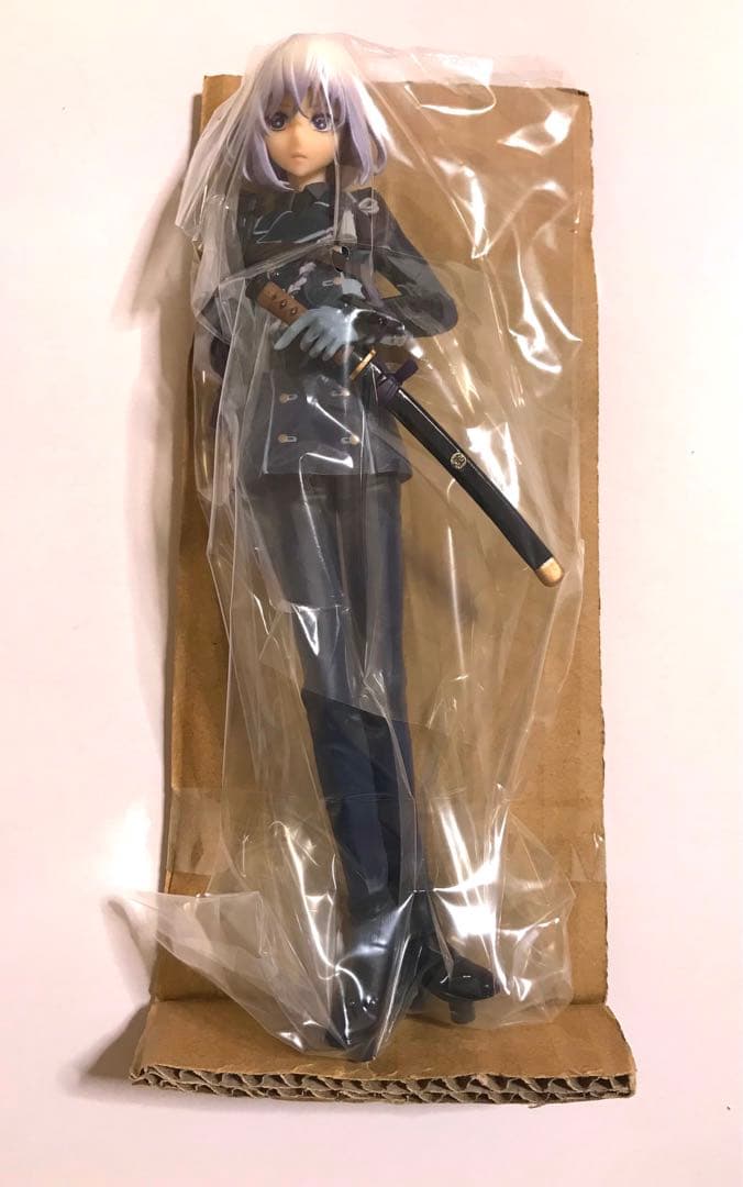 刀剣乱舞　まとめ売り　加州清光　骨喰藤四郎　五虎退　フィギュア　ポスター　カード