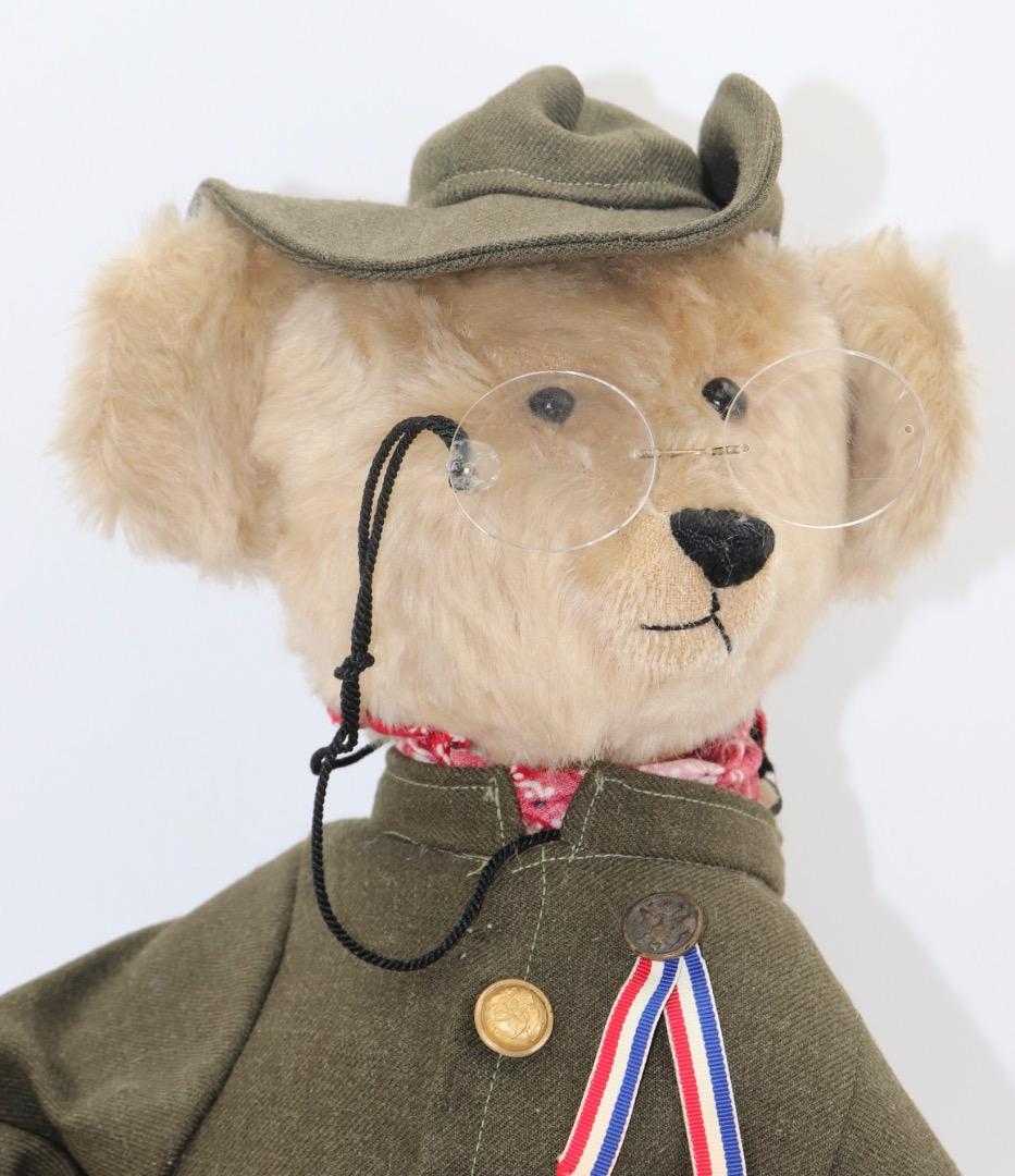 アーティスト・ベア THEODORE 軍服 眼鏡付き 大きなベア37cm