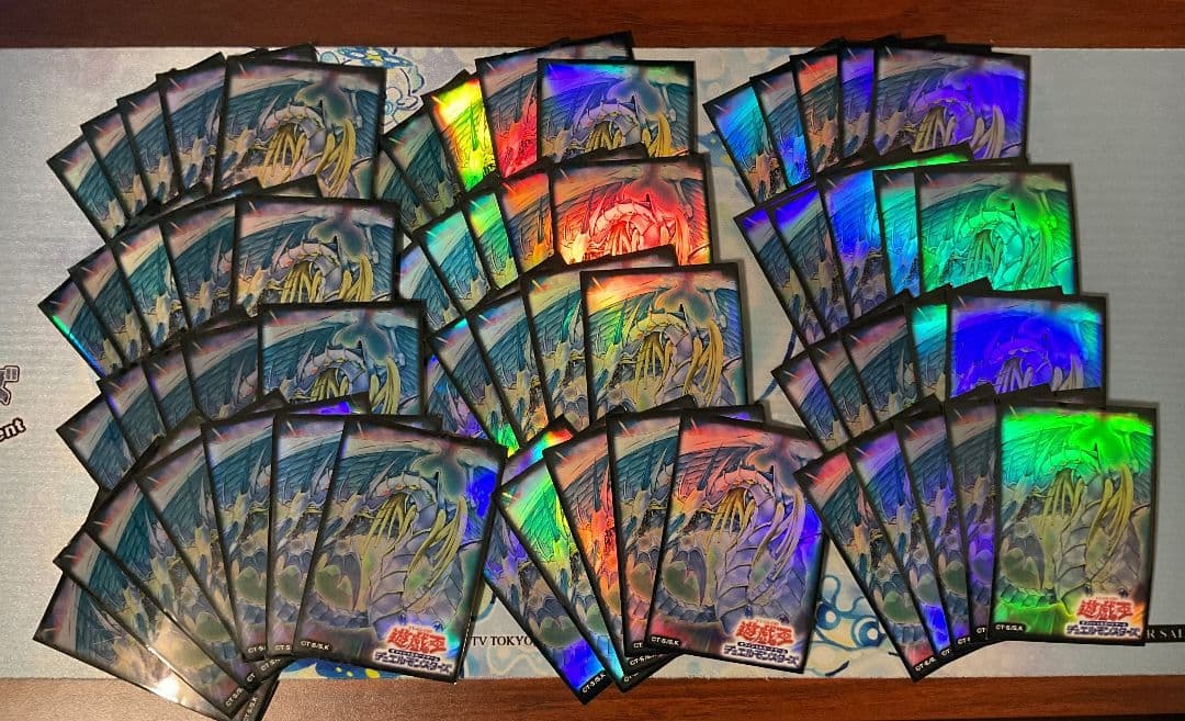 遊戯王　レインボードラゴン　スリーブ　62枚