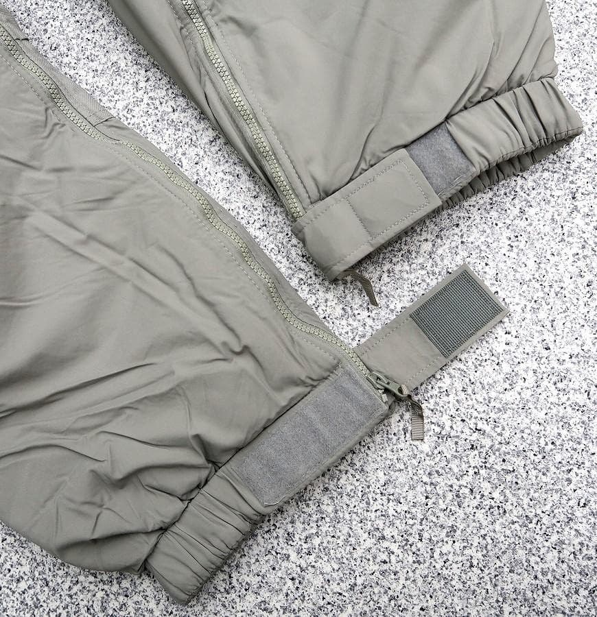 新品 L-R 米軍実物 2007年 レベル7 プリマロフト パンツ