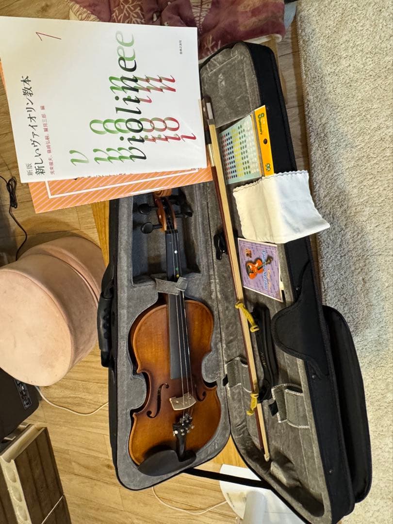 バイオリンと教本等　初心者セット