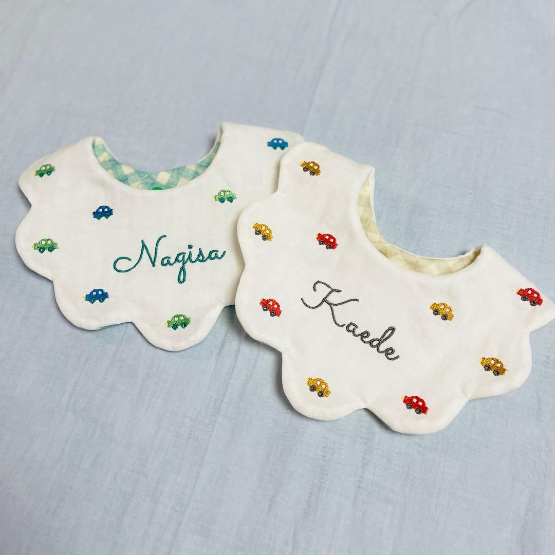 名入れ刺繍　もくもくスタイ《くるま》