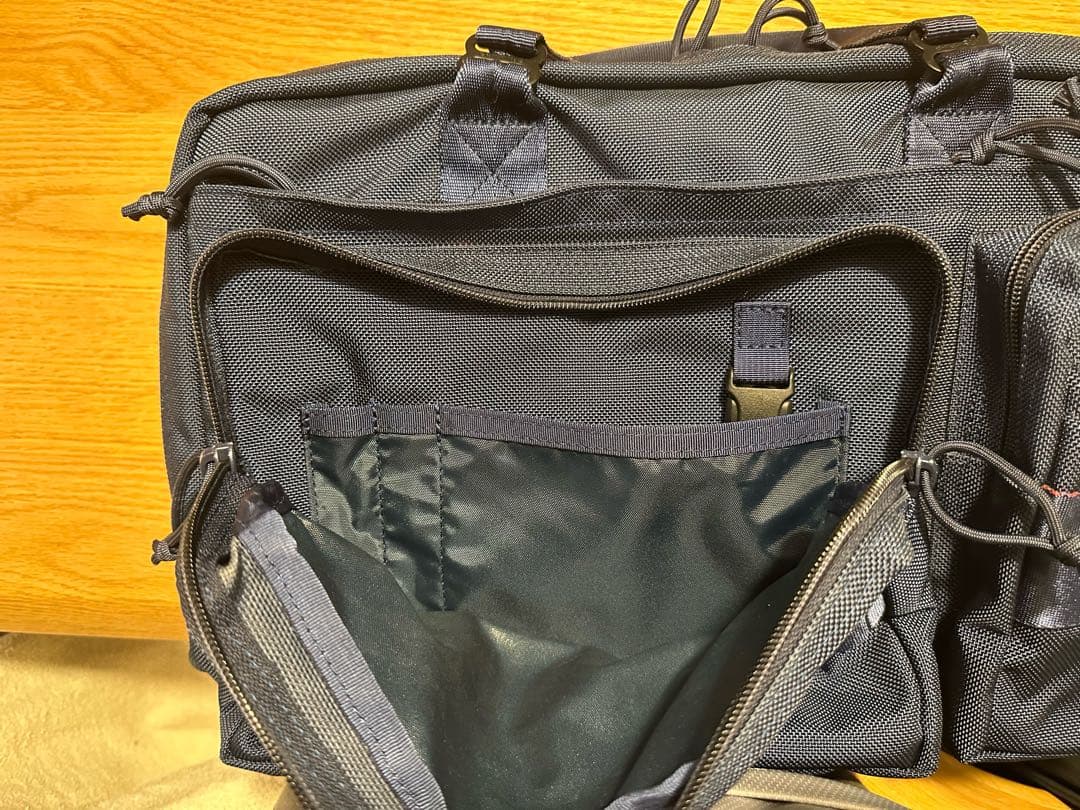 BRIEFING ブリーフィング　NEO B4 LINER