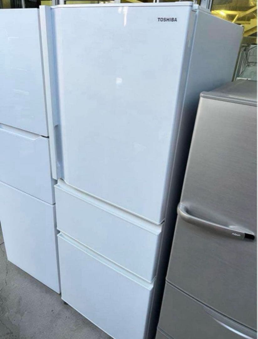 【高年式】2022年式 326L TOSHIBA冷蔵庫GR-T33SC (WT)