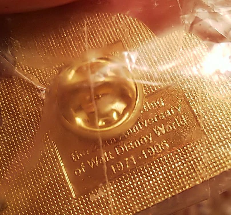 【レア/新品未使用】ディズニー 25周年記念 バッチ