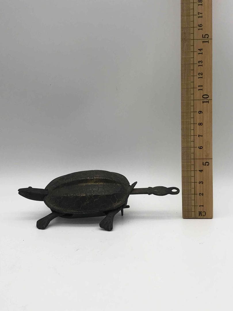 清朝民国　亀　カメ　鍵　銅鍵　四本足動かせる　手工　時代物(F-11)