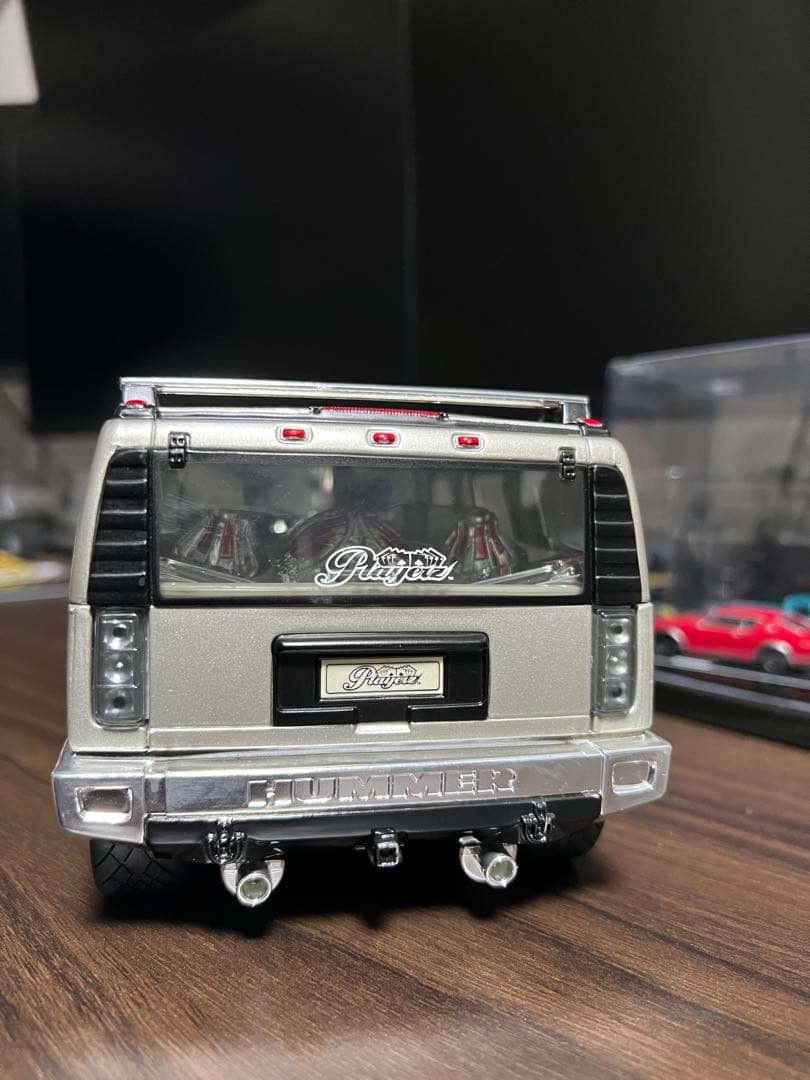 Hummer H2 ミニカー 1/18