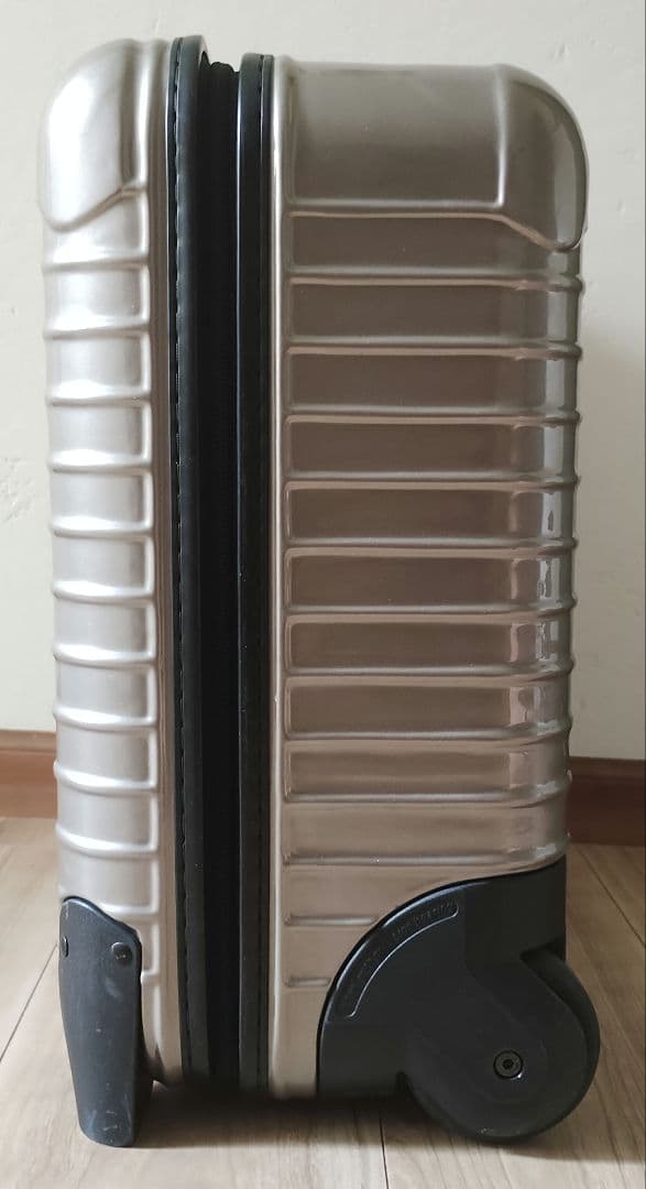 ◎美品★RIMOWAリモワ★サルサ★23L機内持込み★2輪TSAロックプロセッコ