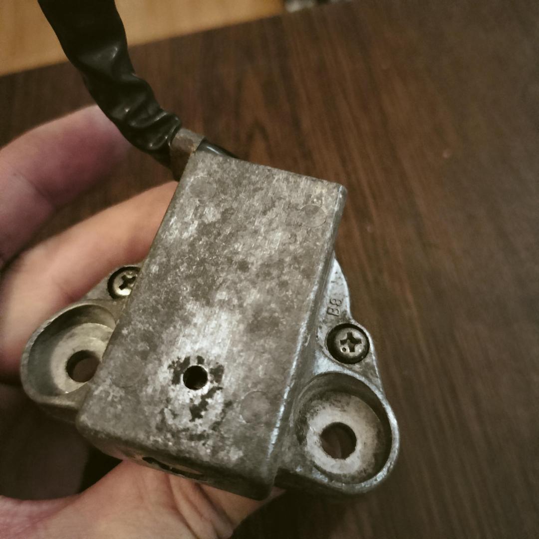 SR400 初期型タンクキャップ キーシリンダーセット