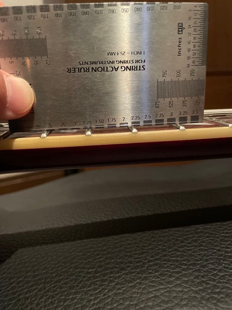 ESPのLTDブランド KIRK HAMMETTモデル KH-DC EMG