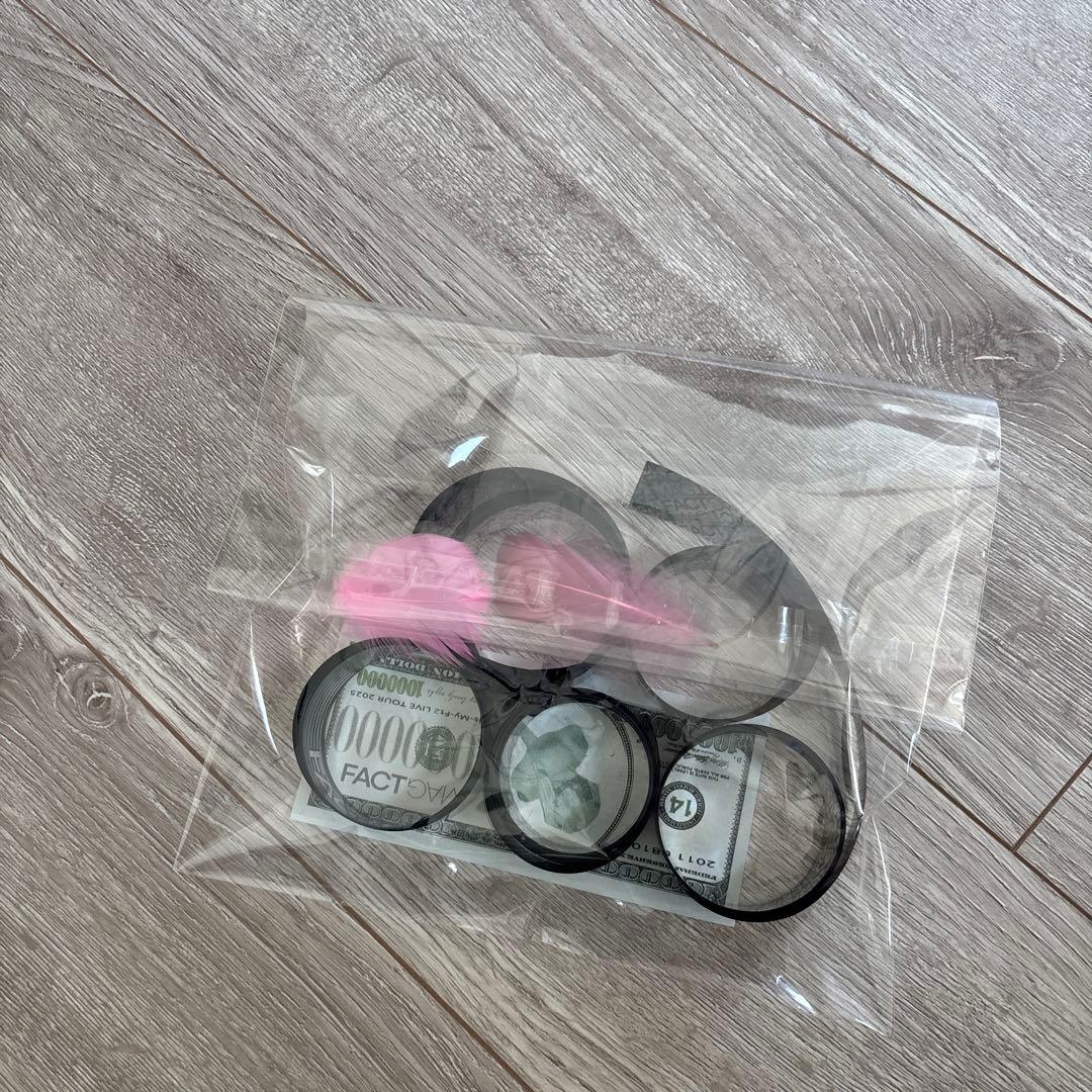 キスマイ MAGFACT 藤ヶ谷太輔 お札 落下物