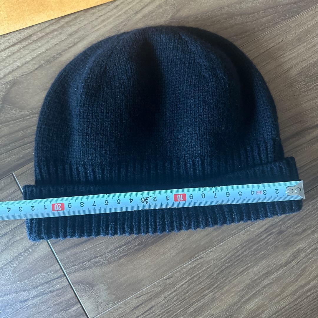 LOUIS VUITTON 黒 ニット帽 リボン付き