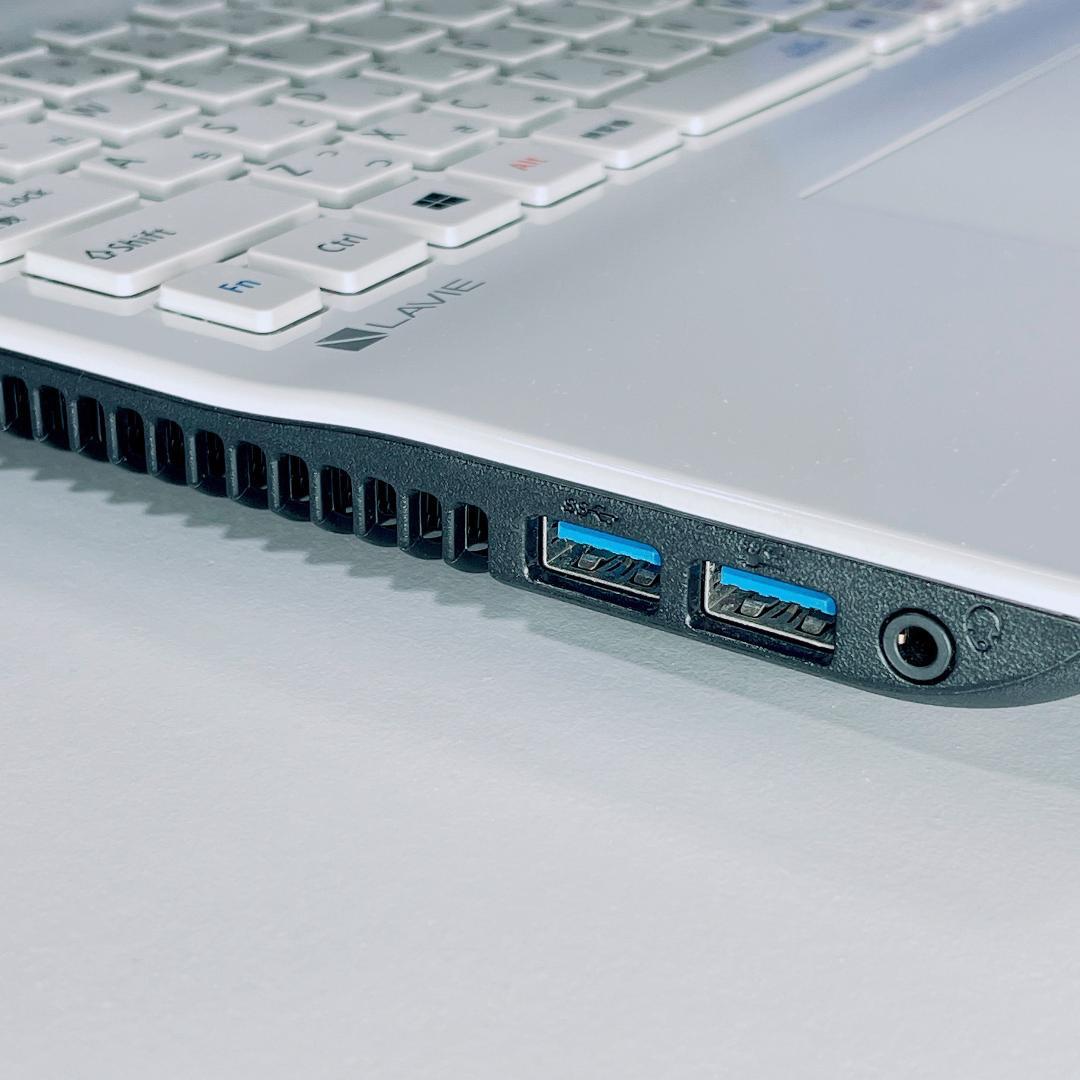 即利用OK✨Windows11✨快速SSD✨東芝白 カメラ付ノートパソコン薄型