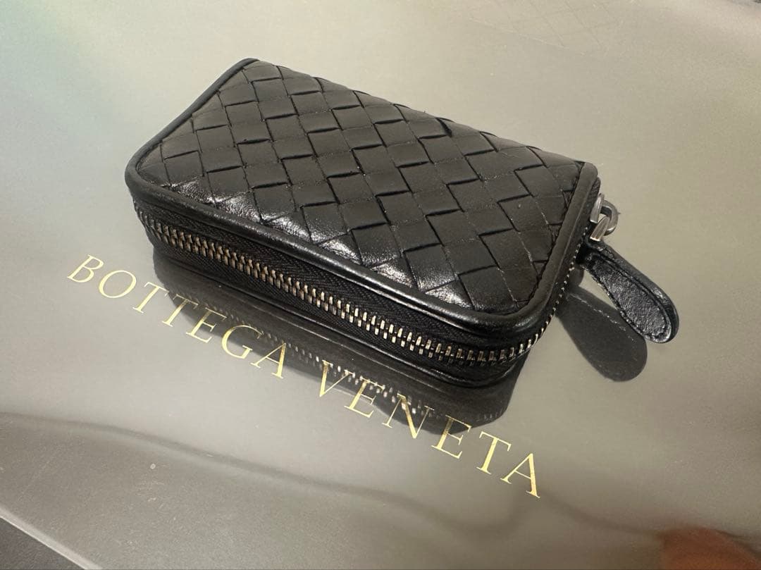 【付属品付】ボッテガヴェネタ イントレチャートケース/ラム/黒/1️⃣✨✨✨