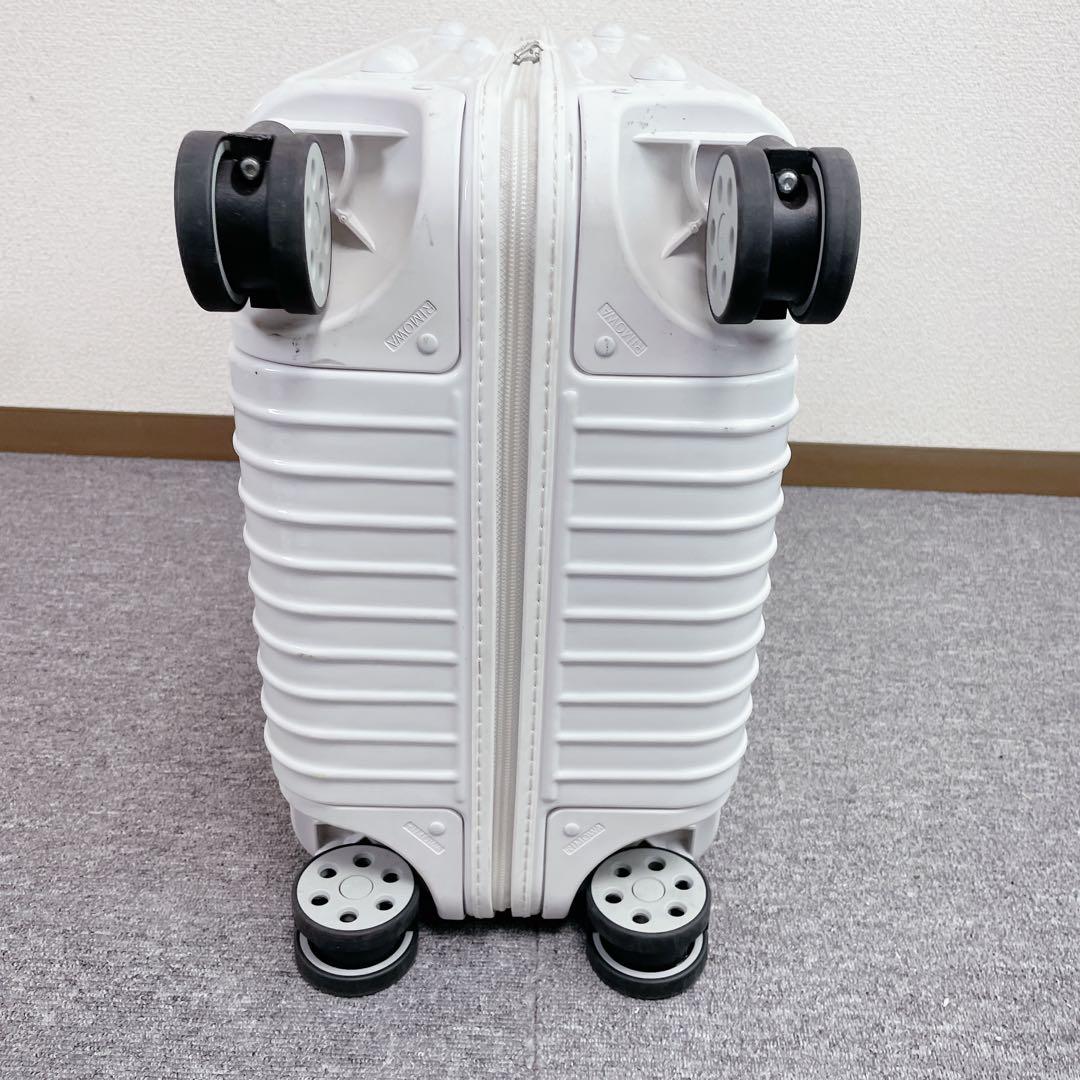 RIMOWA essential 832.63 60L スーツケース 3〜5泊