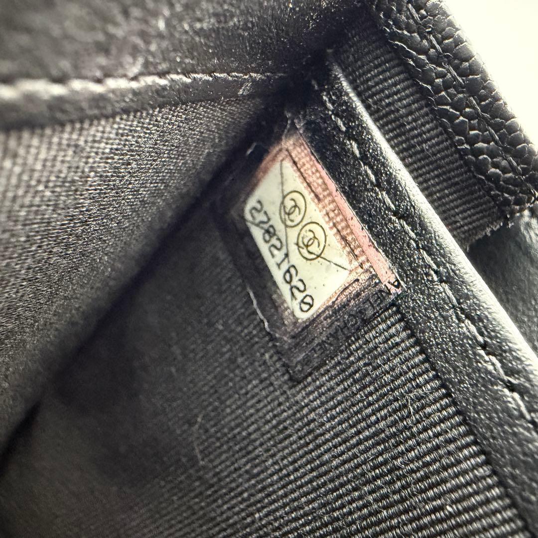 CHANELシャネル 長財布 キャビアスキン 二つ折り ゴールド金具