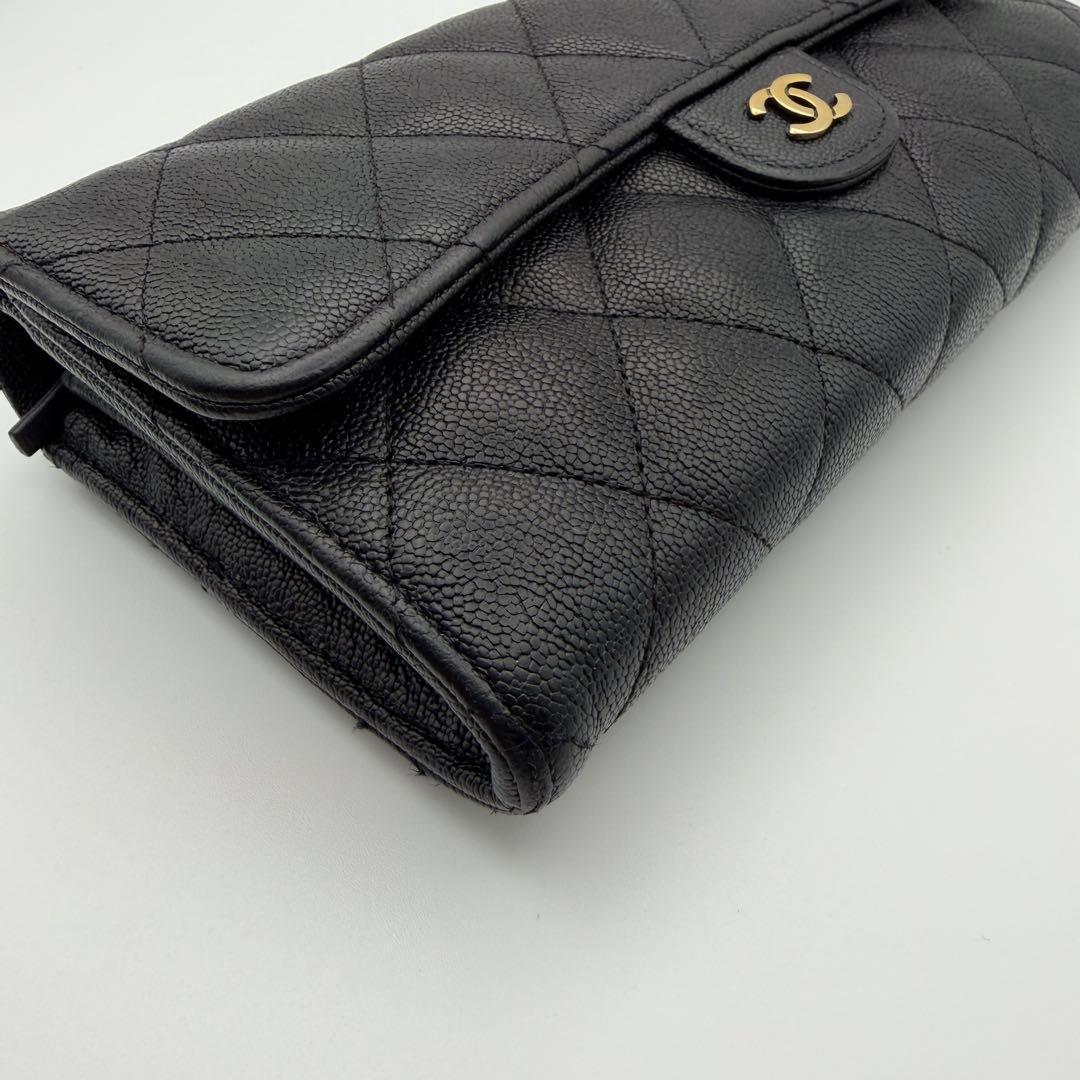 CHANELシャネル 長財布 キャビアスキン 二つ折り ゴールド金具