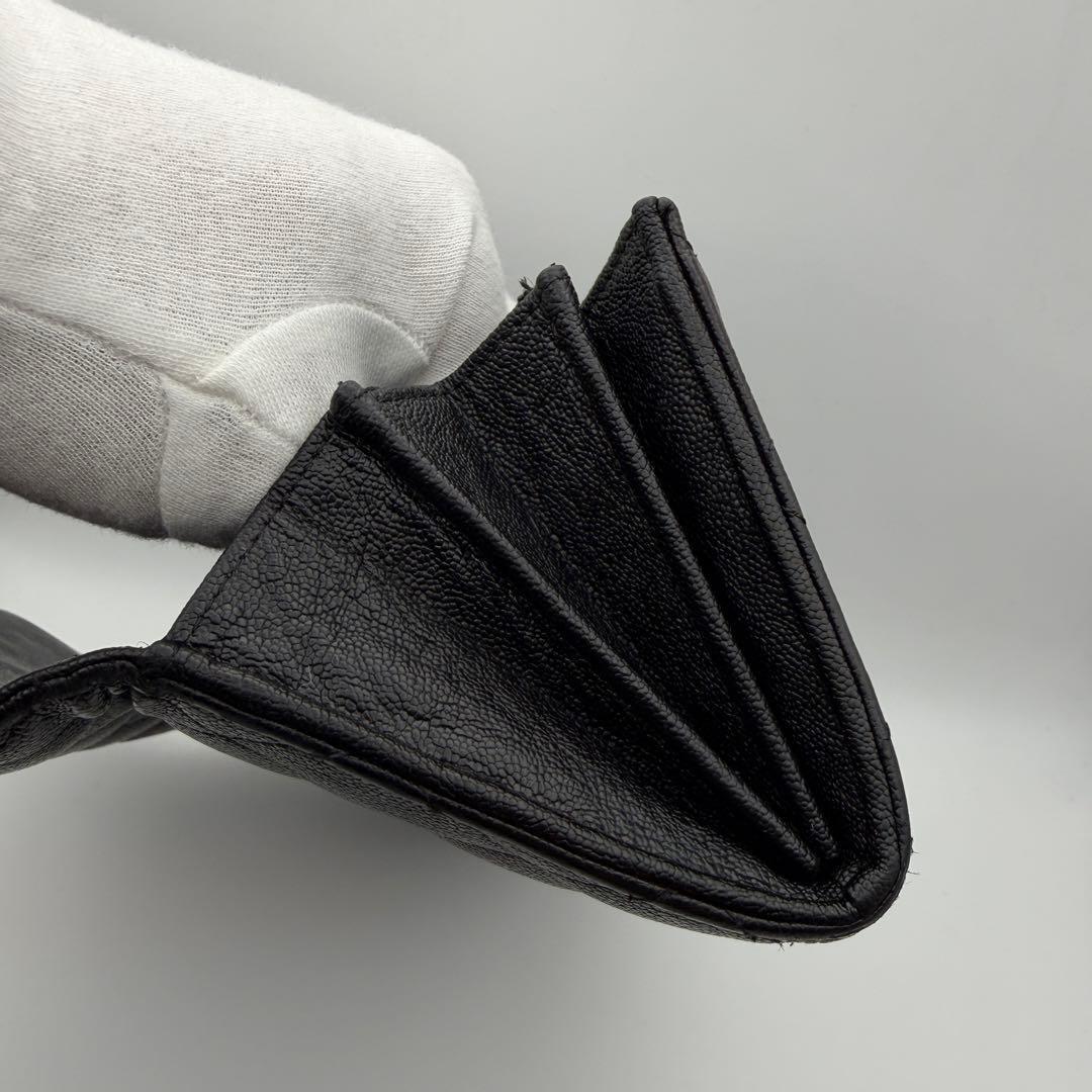 CHANELシャネル 長財布 キャビアスキン 二つ折り ゴールド金具