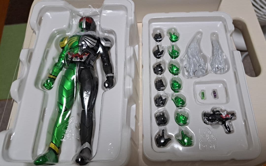 真骨彫製法　仮面ライダーW　サイクロンスカル