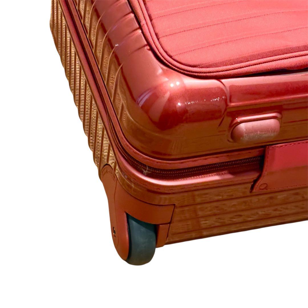 美品 リモワ サルサデラックス ハイブリッド 32Ｌ オリエンタルレッド　2輪
