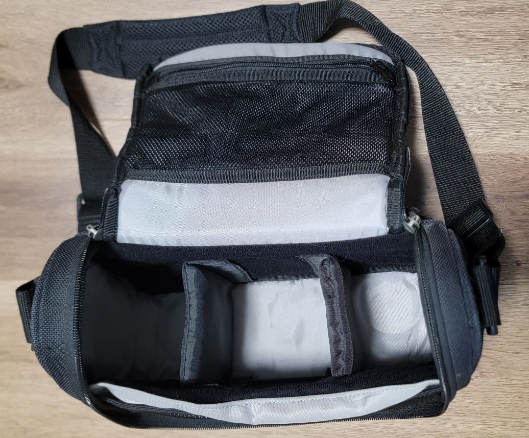 Canon EOS Kiss X2 デジタル一眼レフ ダブルズームレンズキット他