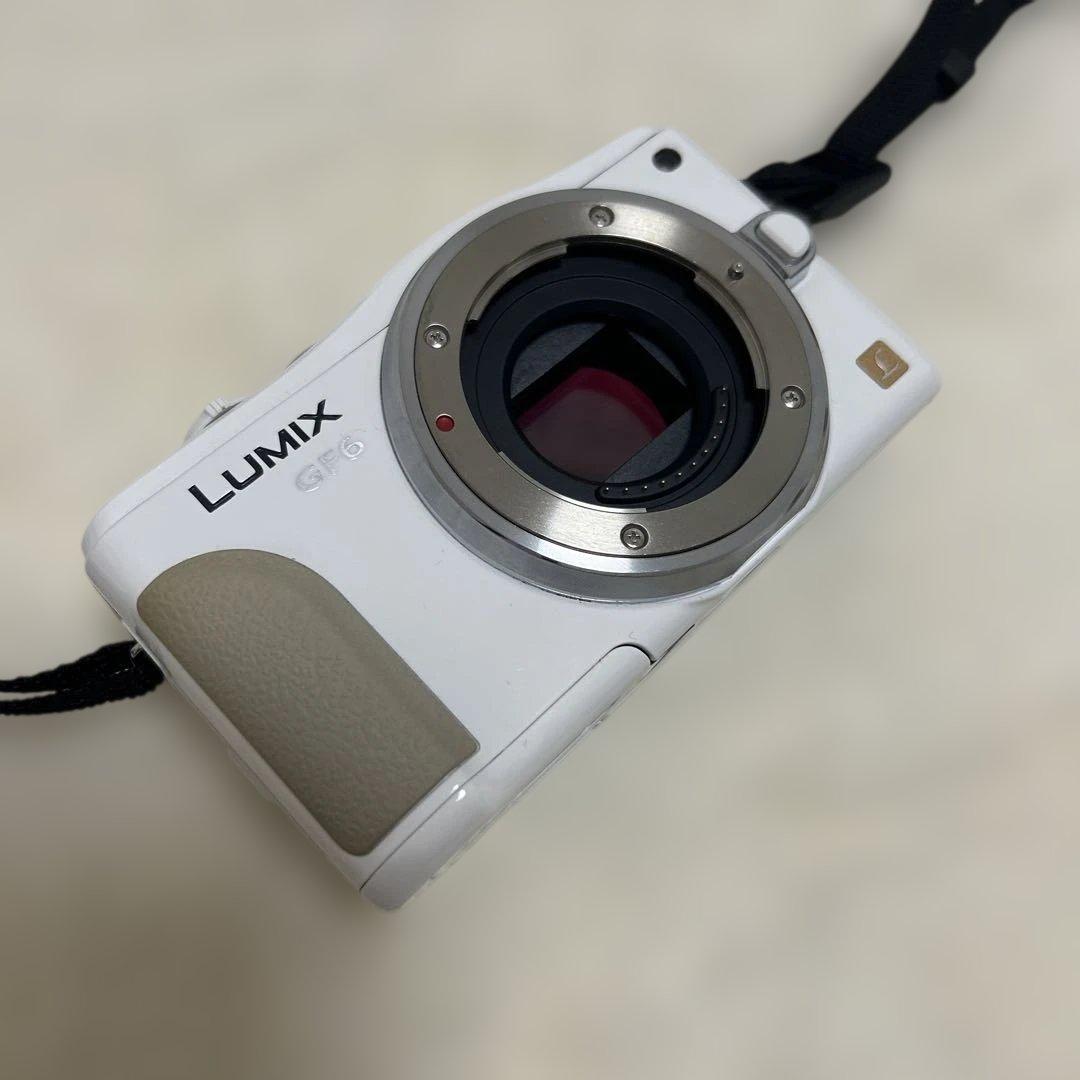 【中古】パナソニックPanasonic Lumix DMC-GF6 レンズキット
