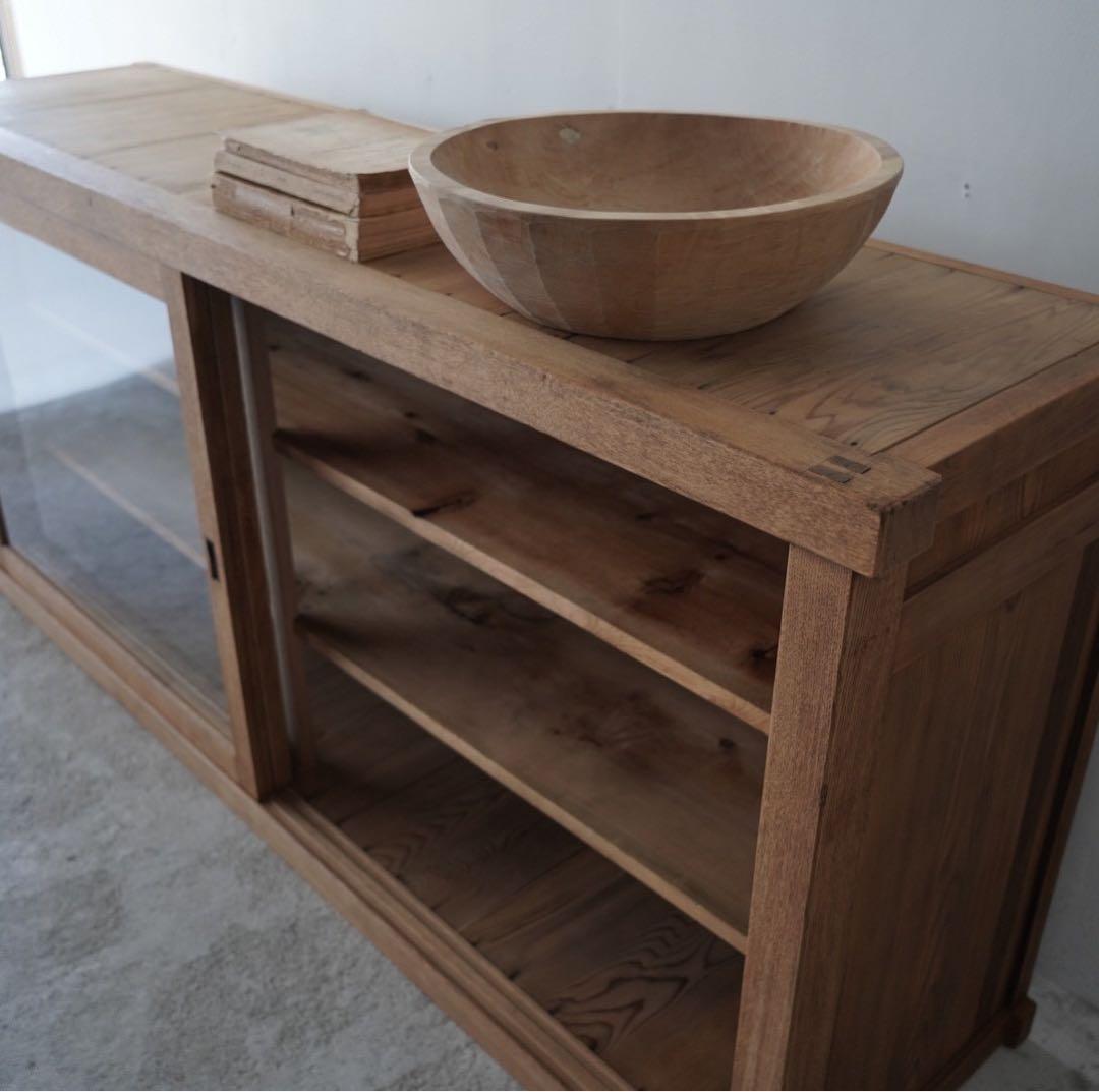 カウンターガラスケース