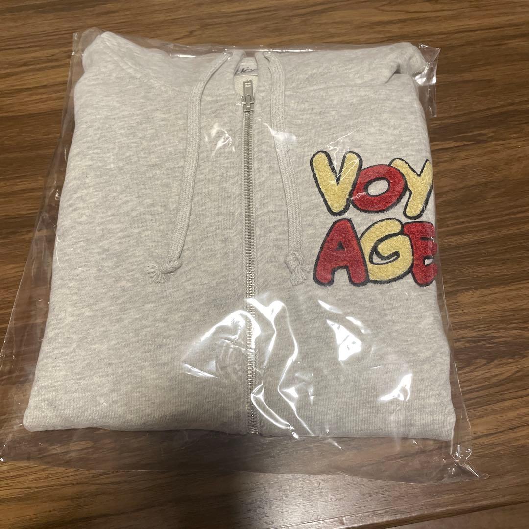 ジップパーカー　なにわ男子　1st DOME LIVE 2026 VoyAGE