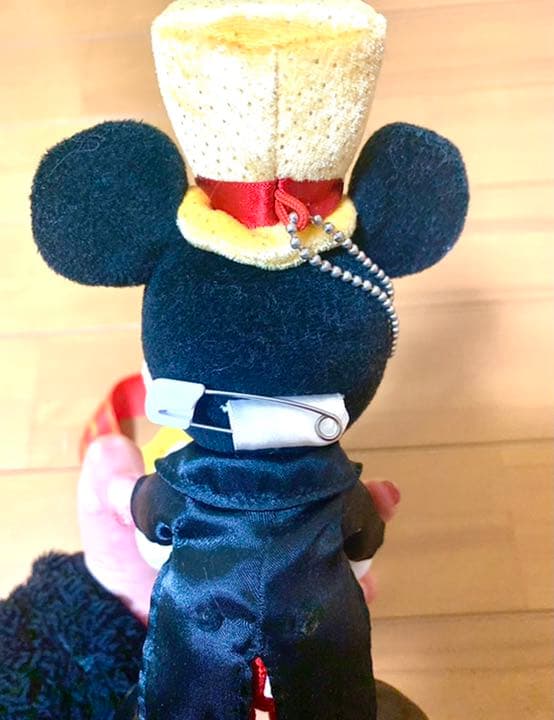 ミッキーのぬいぐるみ