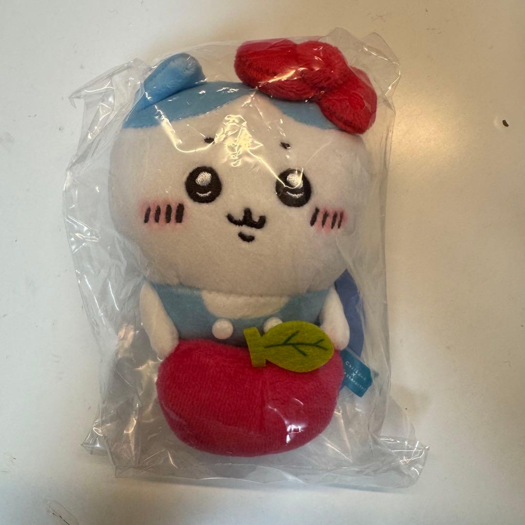 ちぃかわ　ハチワレ　ひっかけぬいぐるみ　サンリオコラボ　キティー