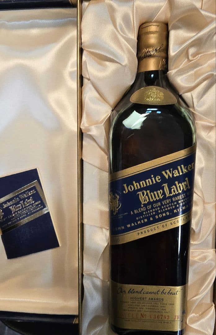 Johnnie Walker Blue Label 写真、5.6枚目要確認