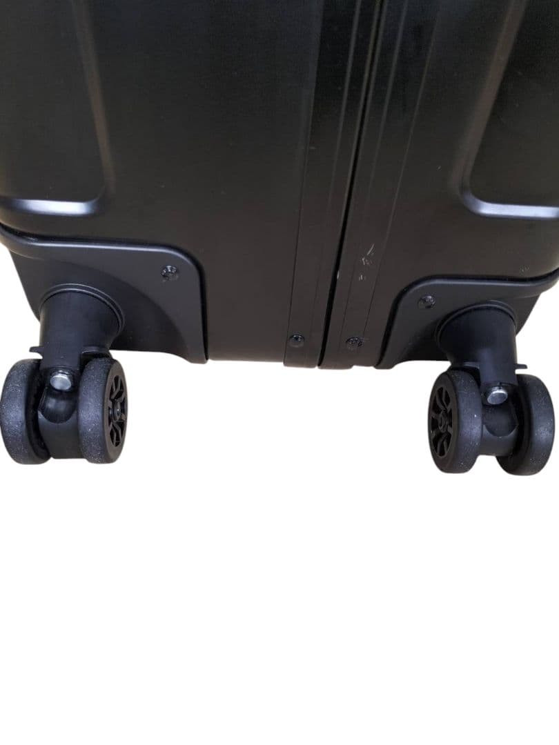 【美品】 ZERO HALLIBURTON 95L 4輪 TSAロック付き