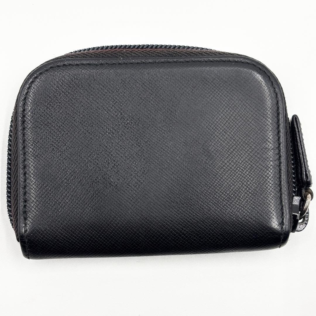 付属品完備✨️プラダ ラウンドファスナーケース 黒 三角ロゴ サフィアーノ