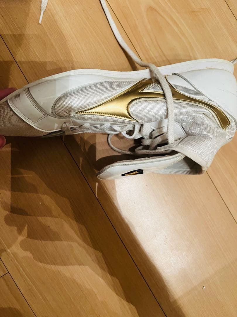 Mizuno ボクシングシューズ ホワイト/ゴールド