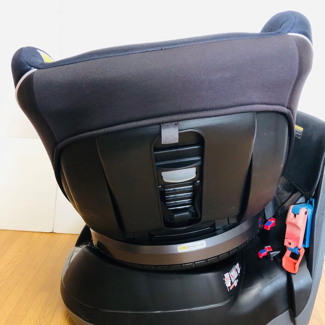 美品 コンビ　チャイルドシート　ネセルターンネクスト 360°ターン 新生児〜